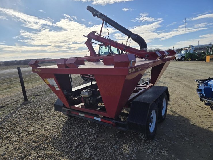 #159-•-seed-tender-4-box-with-scale-image-12