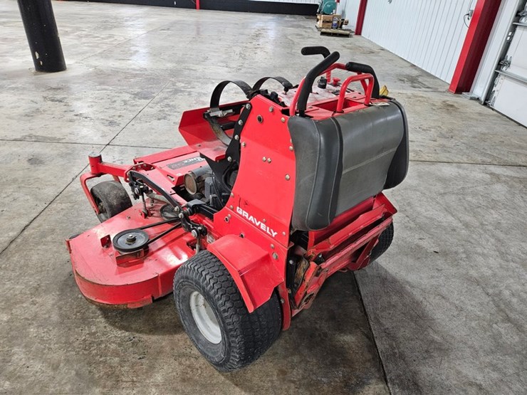 gravely-prostance-52-image-3