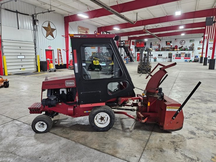 toro-groundsmaster-328d-image-6