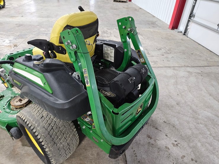 2015-john-deere-z930m-efi-image-12