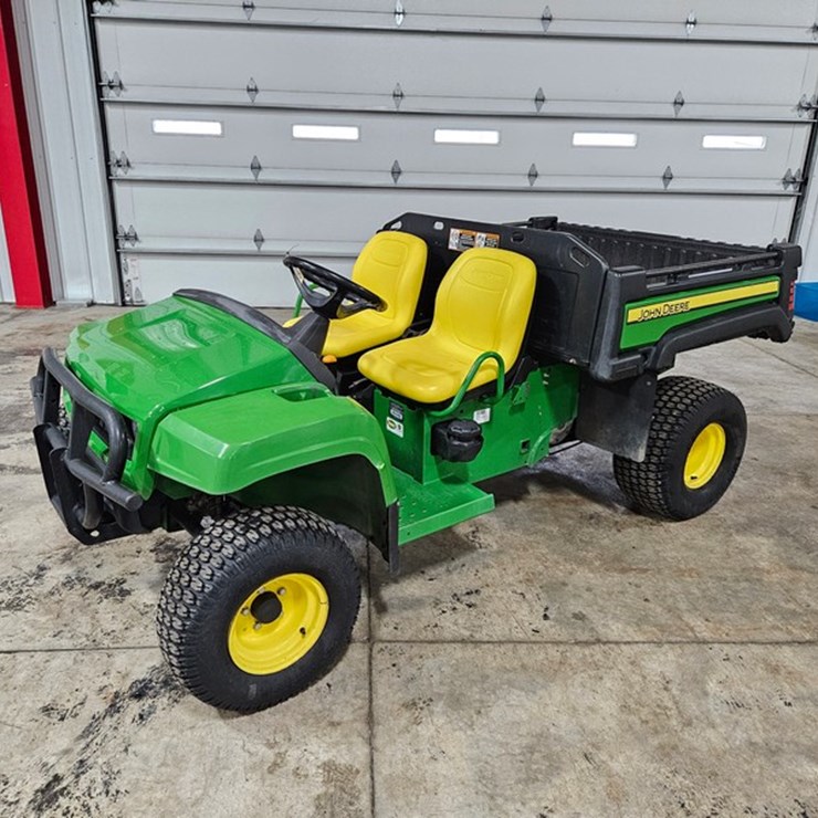 JOHN DEERE TURF GATOR