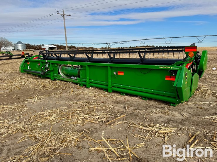 2017-john-deere-630f-image-5