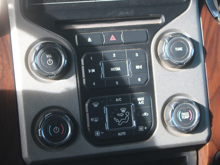 2013-ford-f350-image-51