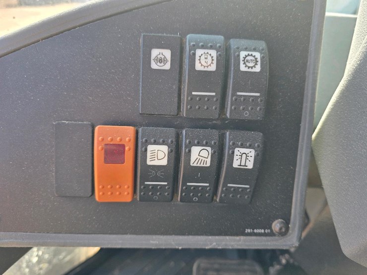 2011-caterpillar-924h-image-20