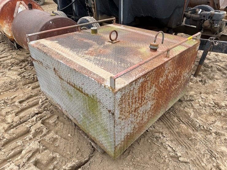 #41262-•-~240-gallon-fuel-tank-image-2