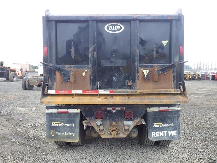 2018-freightliner-m2-15'-t/a-dump-truck-image-6