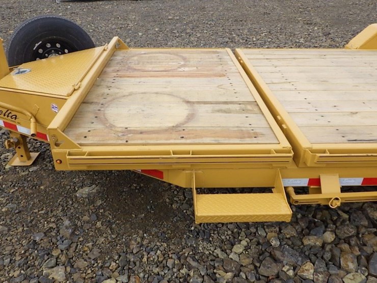2026-delta-7'x20'-t/a-tilt-deck-trailer-image-6