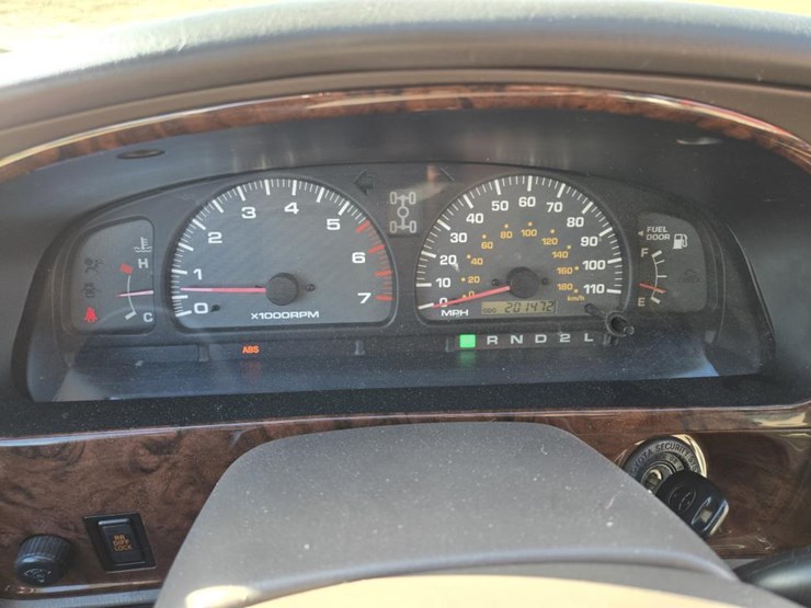 2000-toyota-4-runner-limited-image-22