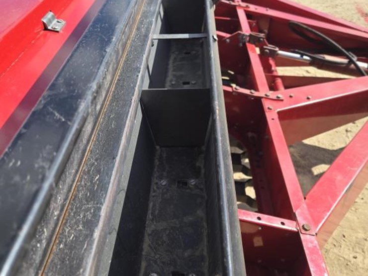 case-ih-5300-image-12