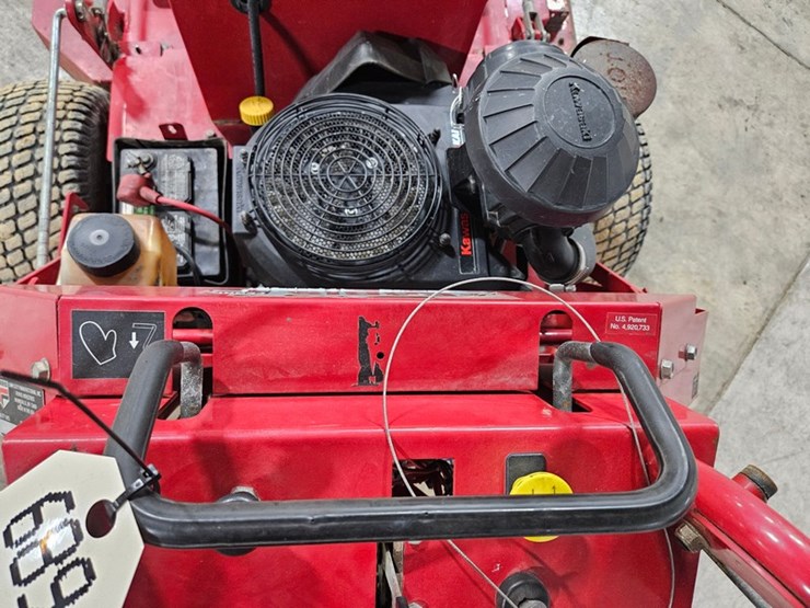 #689-•-ferris-comfort-controll-dd-walk-behind-mower-image-19