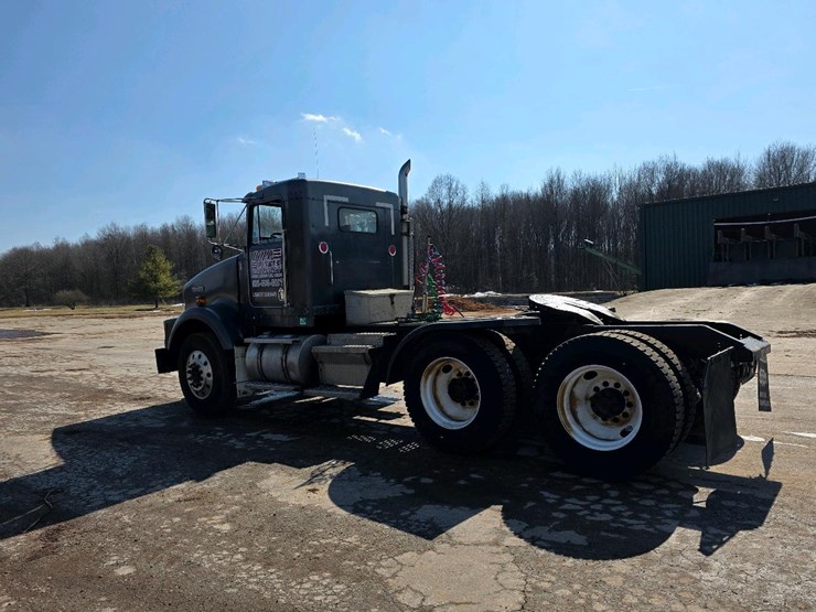 1993-kenworth-t800b-image-5