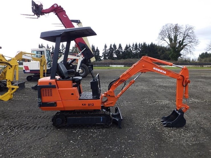 kubota-kx012-image-3