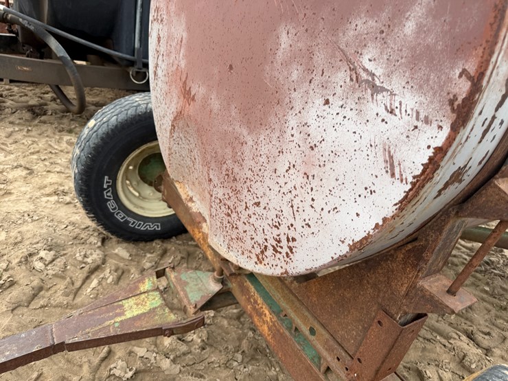 #41260-•-~600-gallon-fuel-wagon-image-27