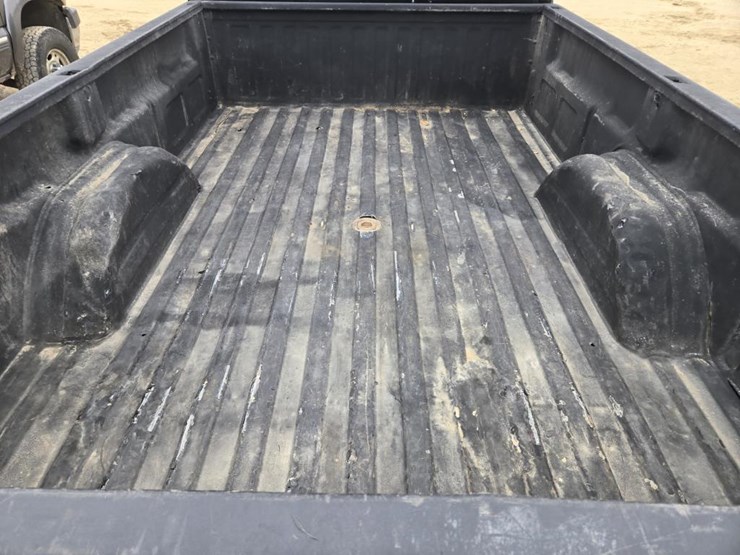 #50-•-2006-chevroley-k2500-hd-truck-image-10