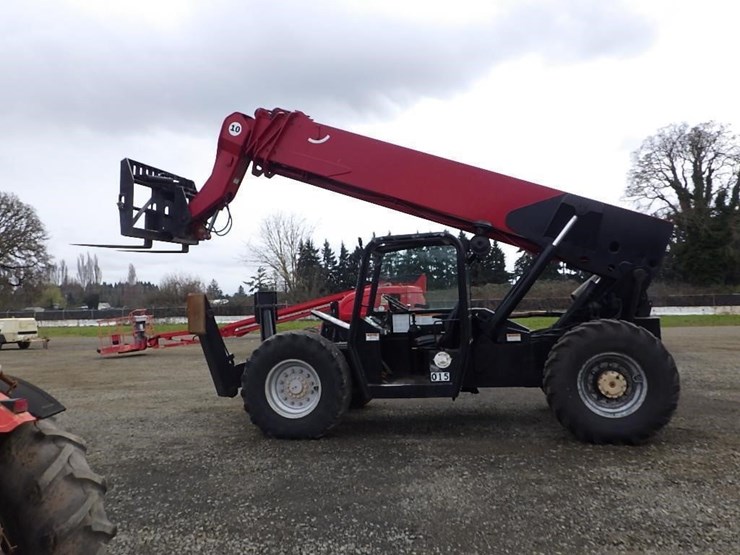 gradall-telescopic-reach-lift-image-8