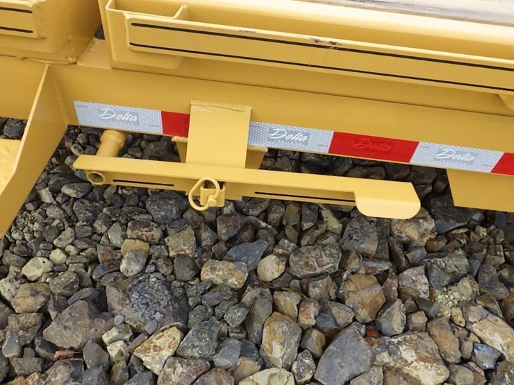 2026-delta-7'x20'-t/a-tilt-deck-trailer-image-7