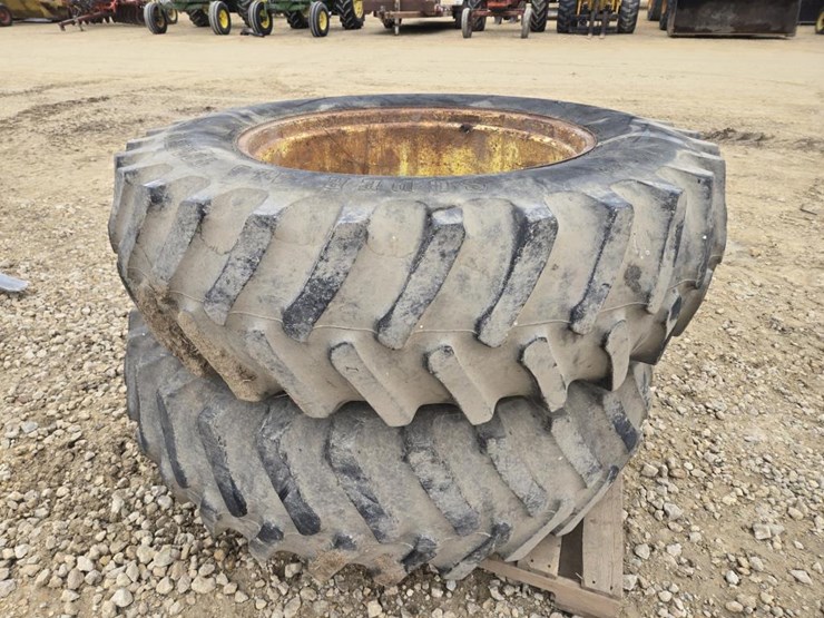 john-deere-4430-image-4