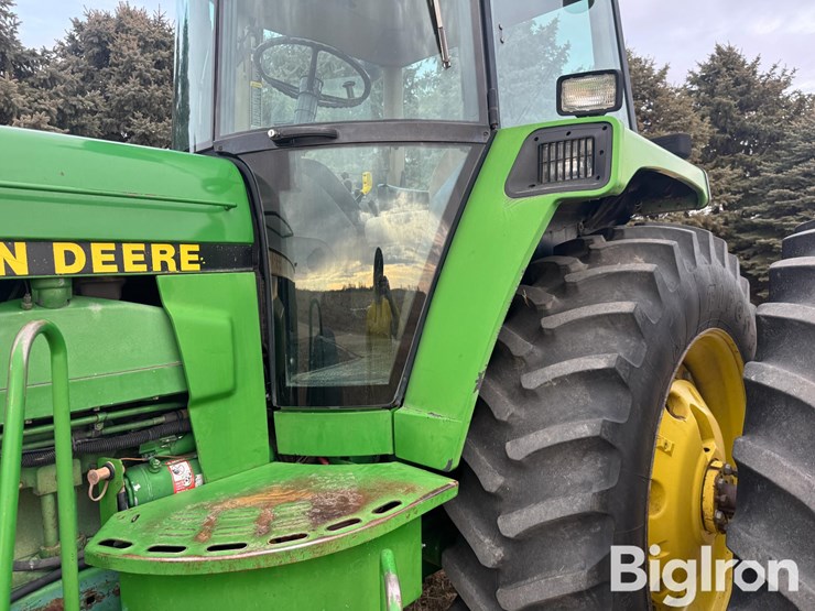 1992-john-deere-4960-image-18