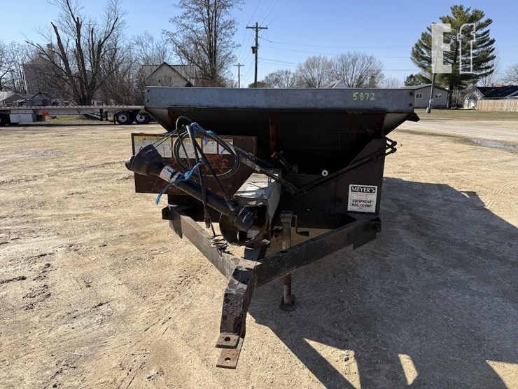 meyers-spreader-5872-image-2