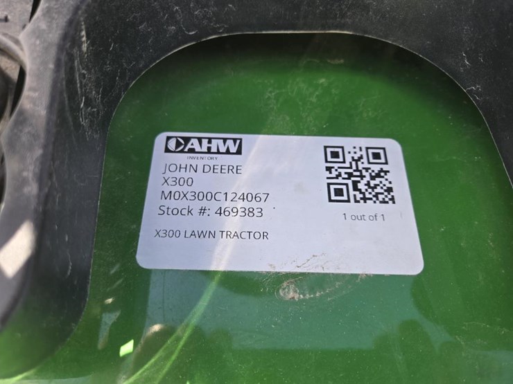 john-deere-x300-image-7