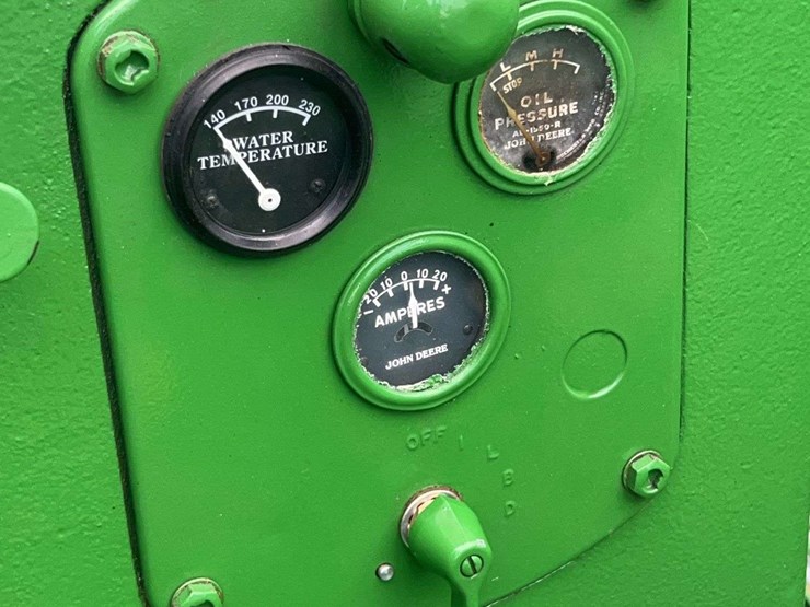 john-deere-227-image-94