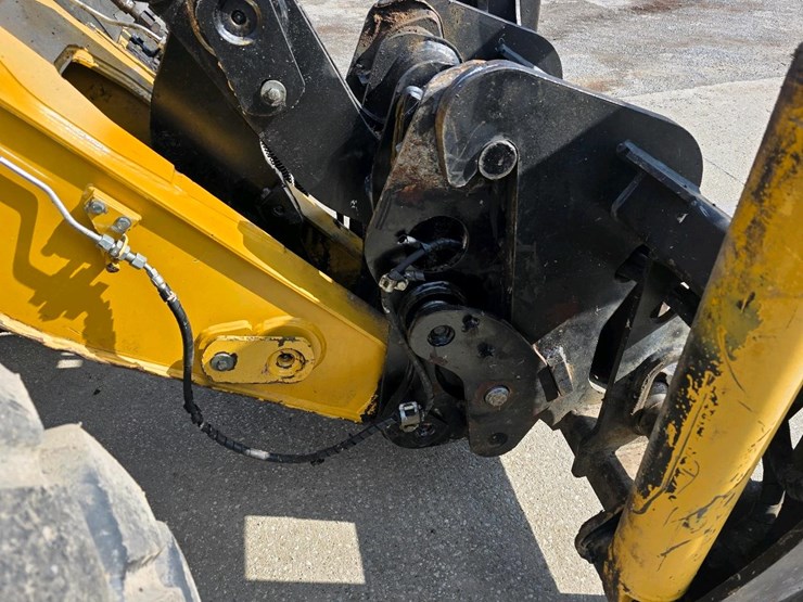 2011-caterpillar-924h-image-30