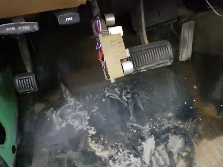 1989-dodge-ram-250-image-22