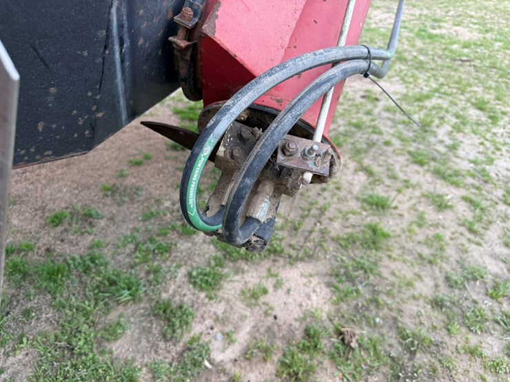 #41853-•-ez-trail-grain-cart-image-17