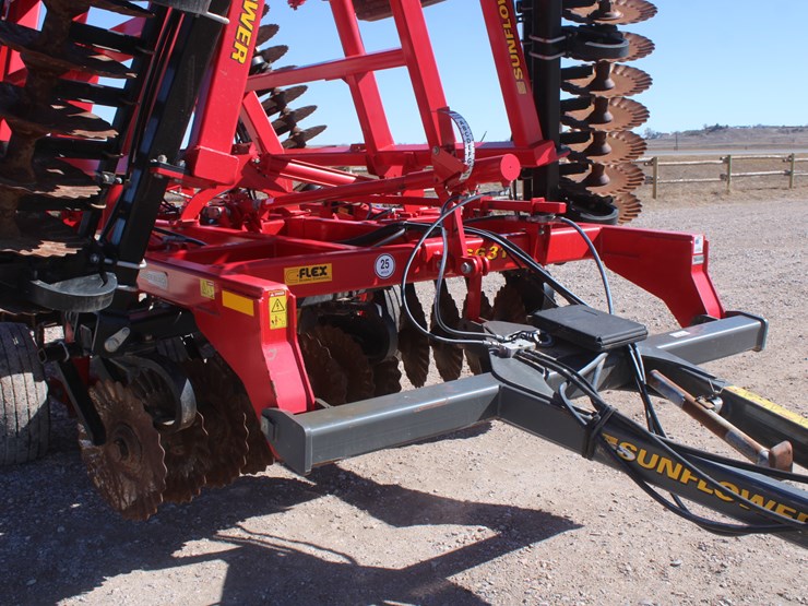#1030-•-sunflower-6631-vt-soil-finisher-image-48