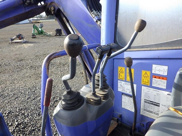 komatsu-pc20uu-3-image-32