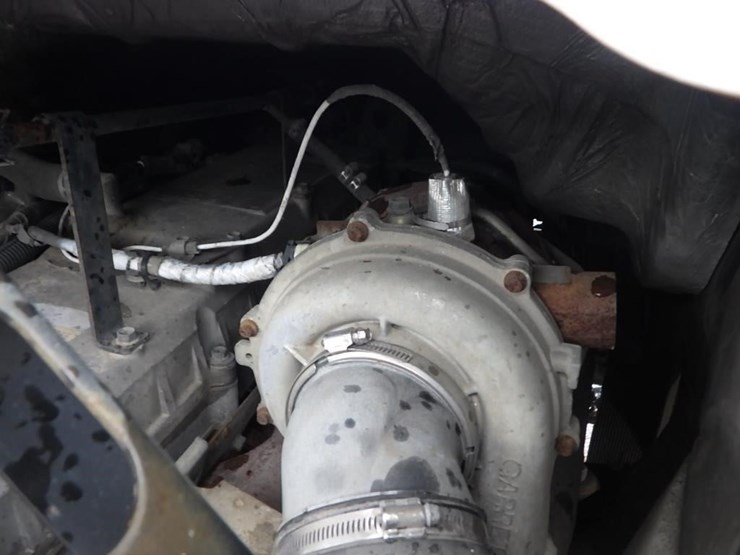 2004-izuzu-tilt-cab-22'-s/a-cab-and-chassis-image-14