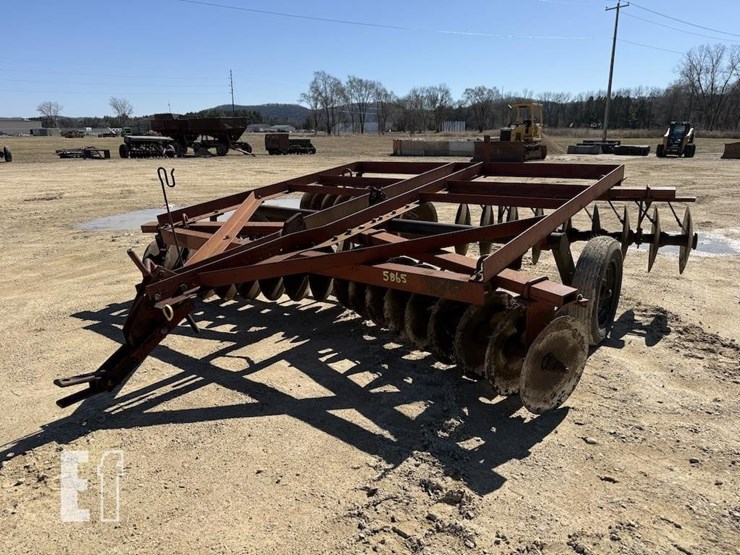 international-370-image-1