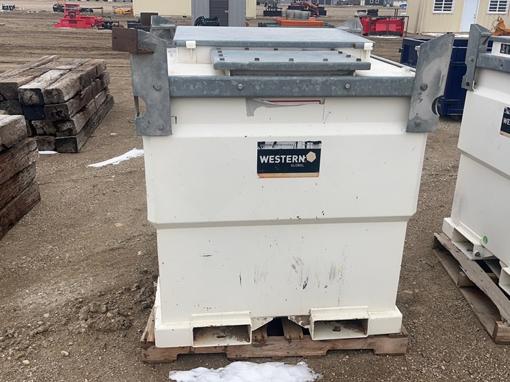 2018-ibc-western-transit-fuel-tank-image-1