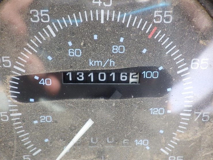 2005-elgin-sc-8000-s/a-street-sweeper-image-38