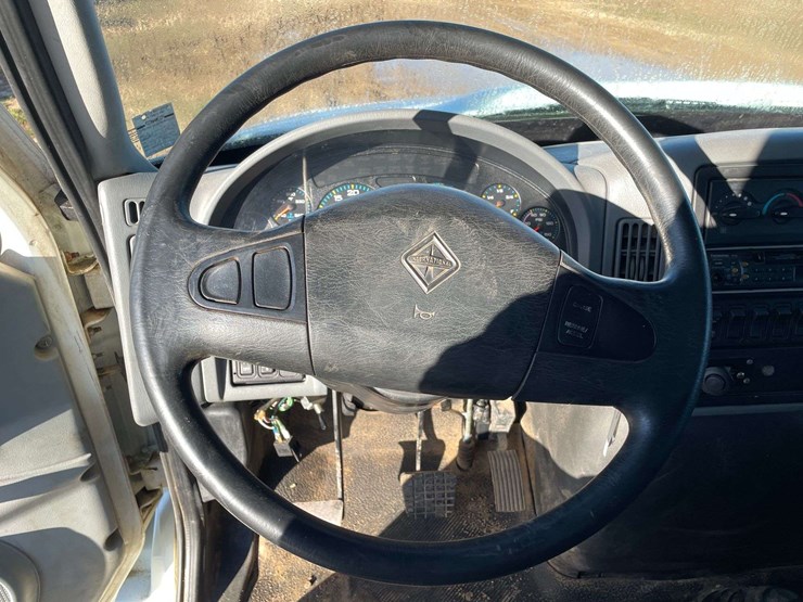 2007-international-durastar-4200-image-12