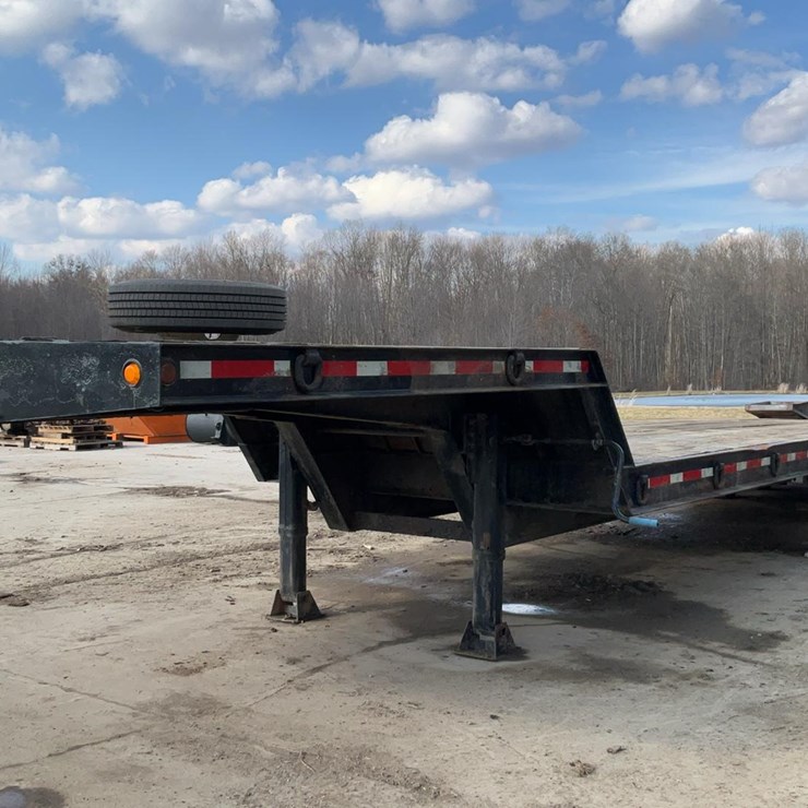 2000 DYNAWELD TRAILER