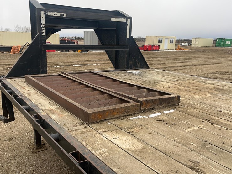 2002-load-trail-trailer-image-17