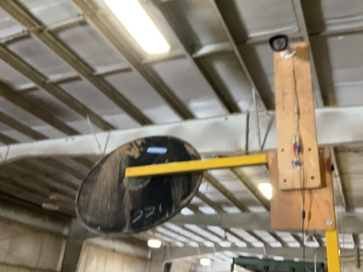 #221-•-cabinet-and-cameras-w/-monitor.-image-5