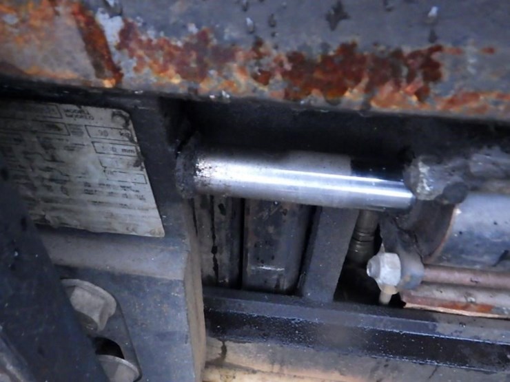 yale-gp050tgnuae084-forklift-image-16