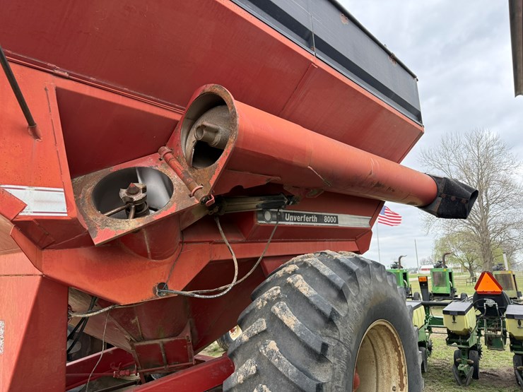 unverferth-8000-image-26