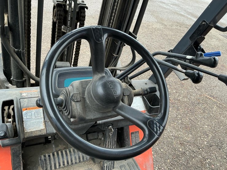 toyota-7fgcu25-image-16