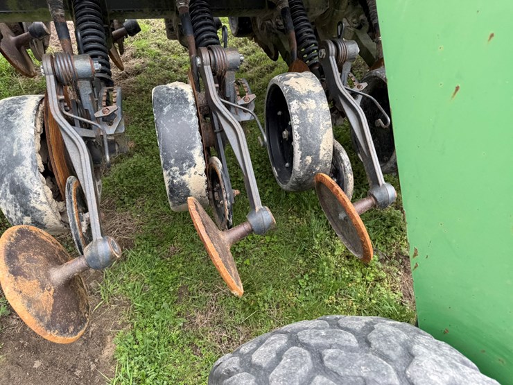 john-deere-1560-image-38