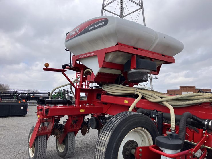 massey-ferguson-8800-image-11