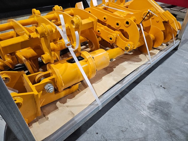 #706-•-giyi-mini-excavator-set-image-10