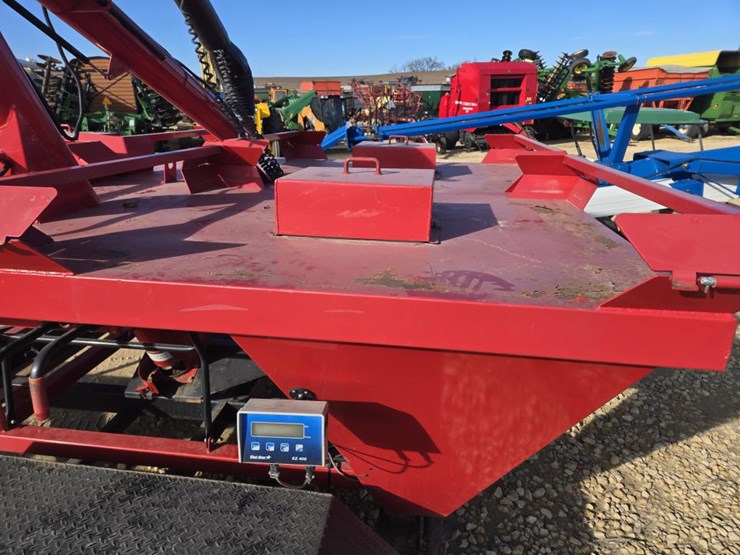 #159-•-seed-tender-4-box-with-scale-image-8