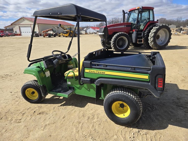 john-deere-gator-image-5
