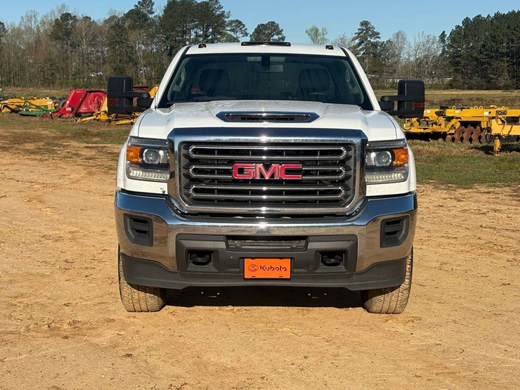 2019-gmc-2500-image-5