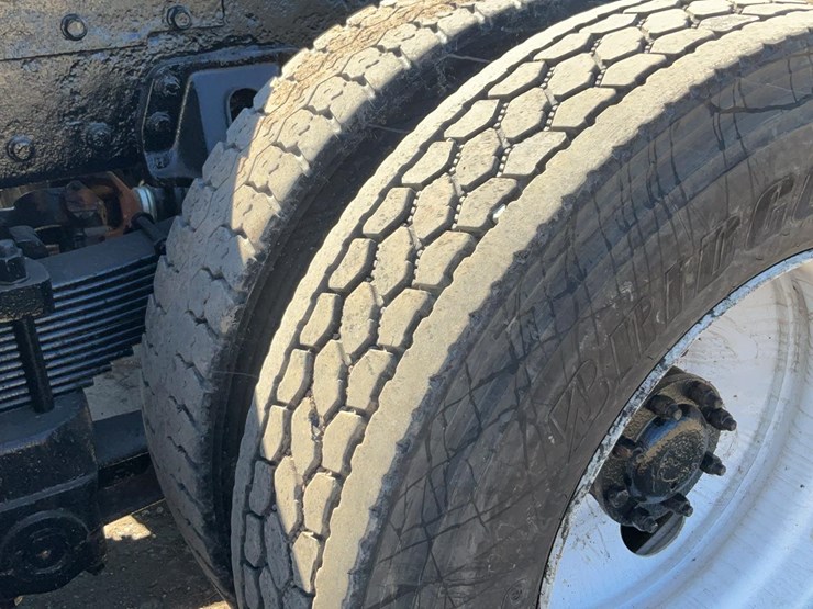 1999-kenworth-t800b-image-45