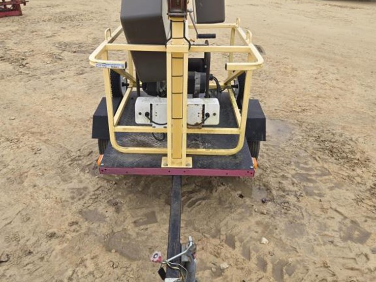 #28-•-honda-light-tower-with-trailer-image-8