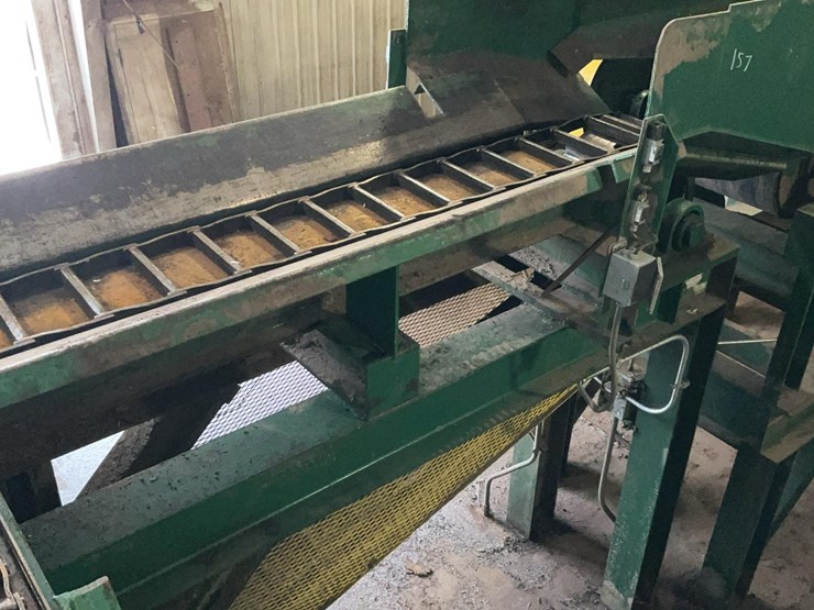 #157-•-salem-log-trough-image-13